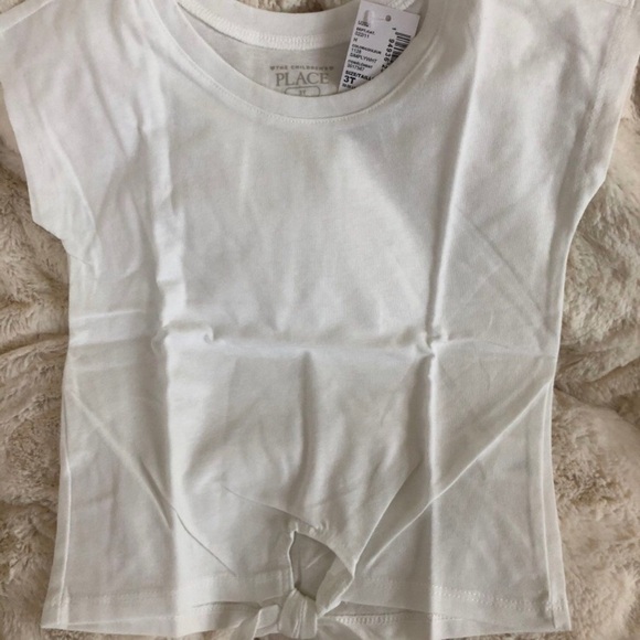 3pc bundle girl’s clothes. - Picture 2 of 3